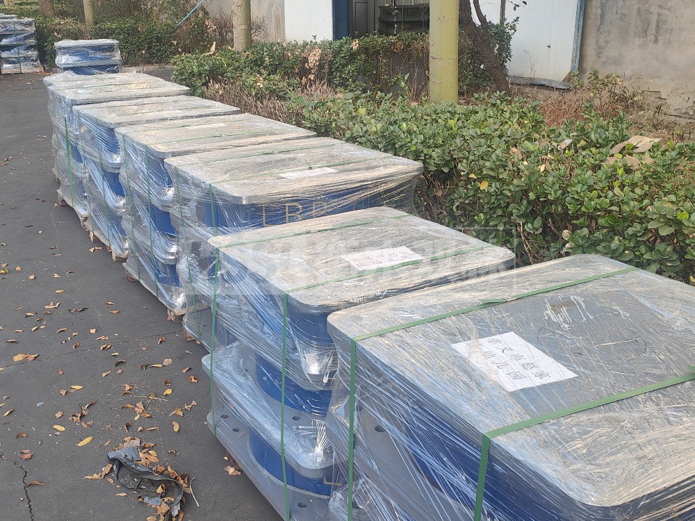 LNR300天然橡胶隔震支座多少钱