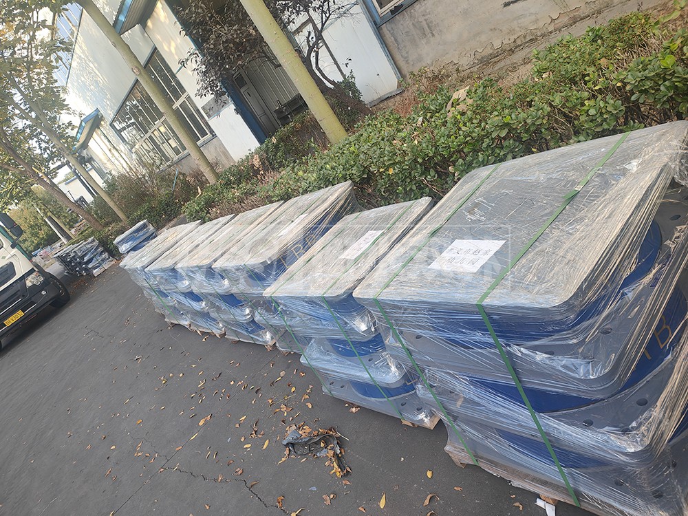 LNR300橡胶支座生产厂家 LRB600铅芯支座厂家 建筑橡胶楼梯支座源头工厂