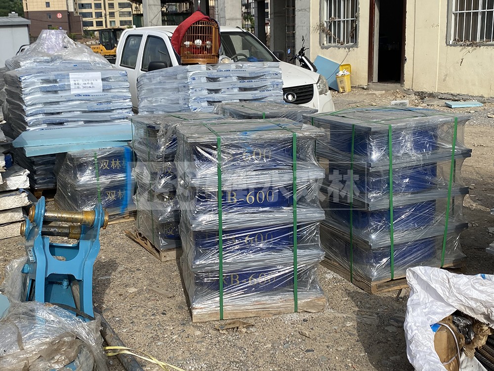 LNR1100建筑隔震橡胶支座生产厂家